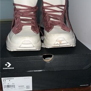 Converse hike star